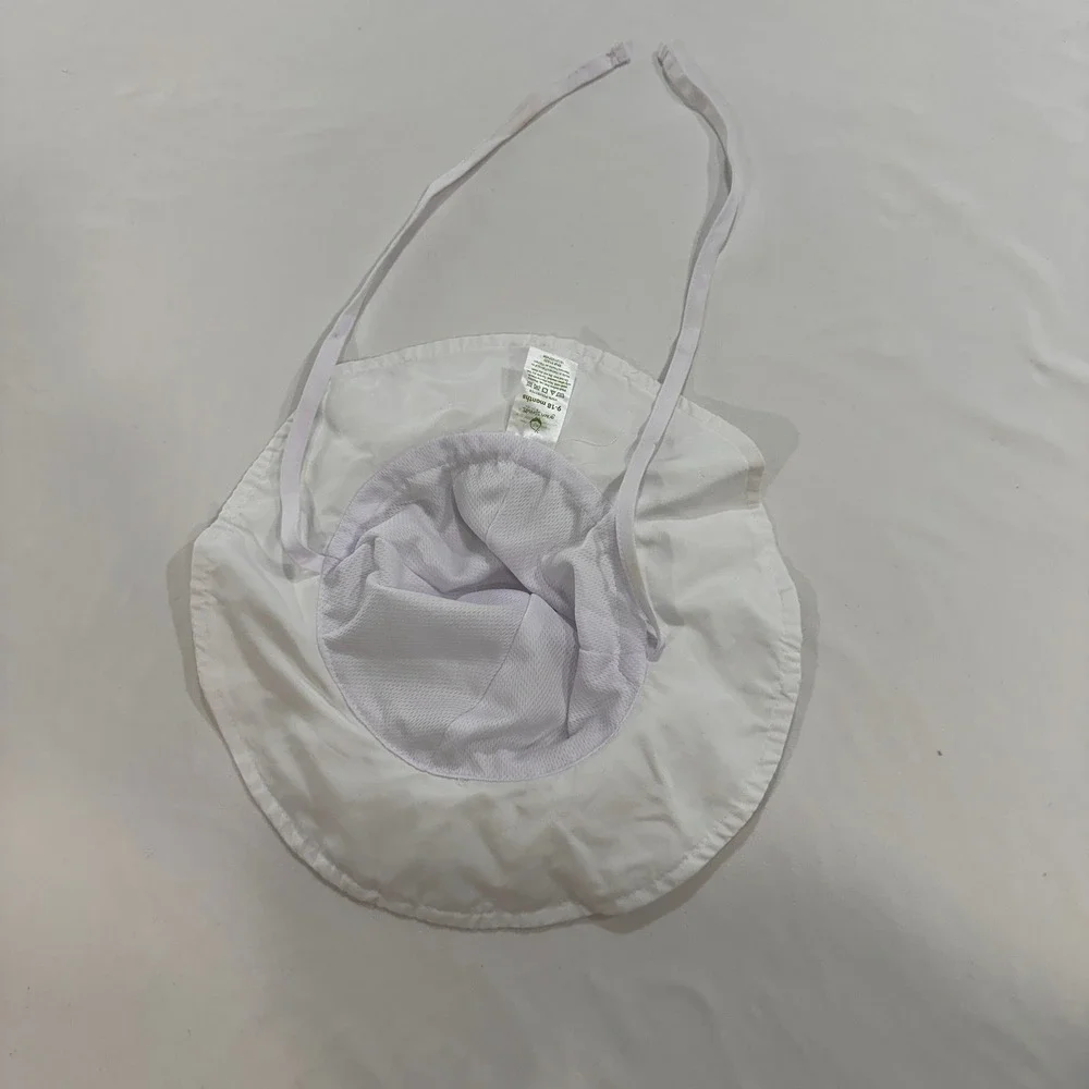Green Sprouts Wide Brim Sun Hat Baby 9-18 Months White‎ Chin Strap | Core
